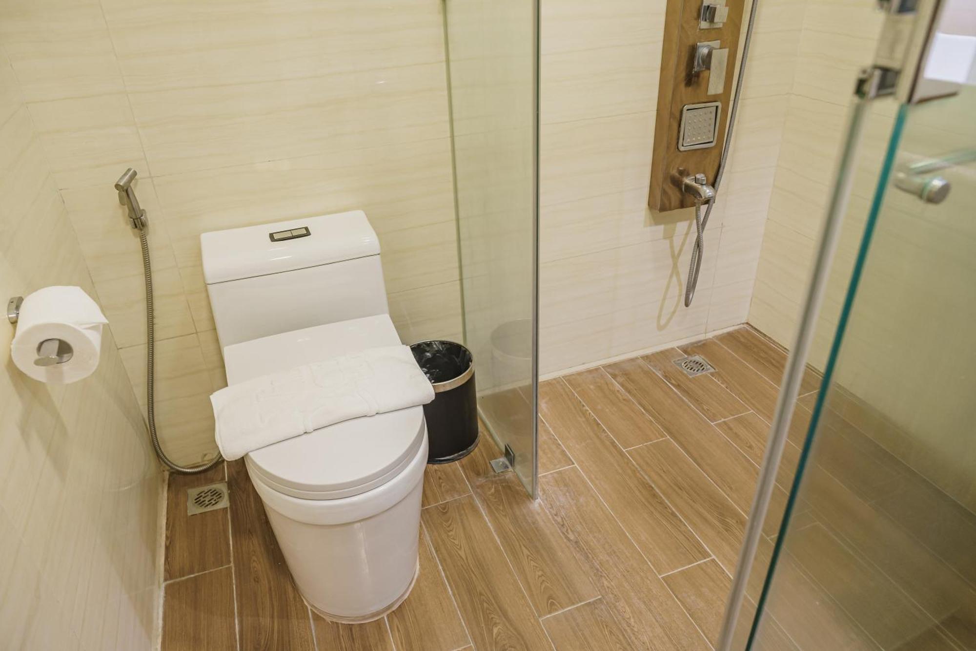 Robertson Hotel Нага Экстерьер фото
