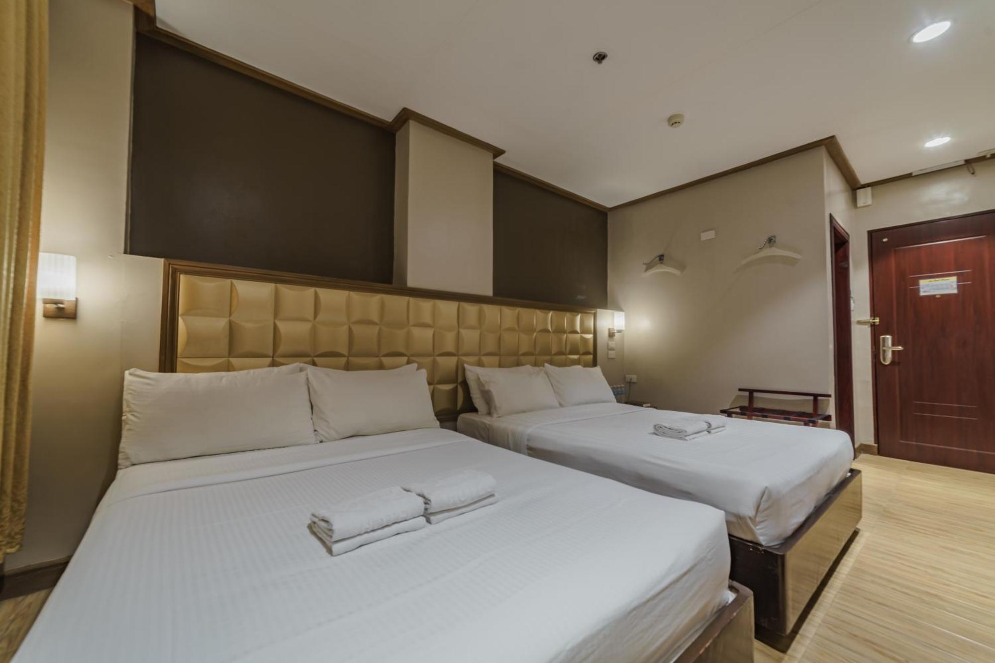 Robertson Hotel Нага Экстерьер фото