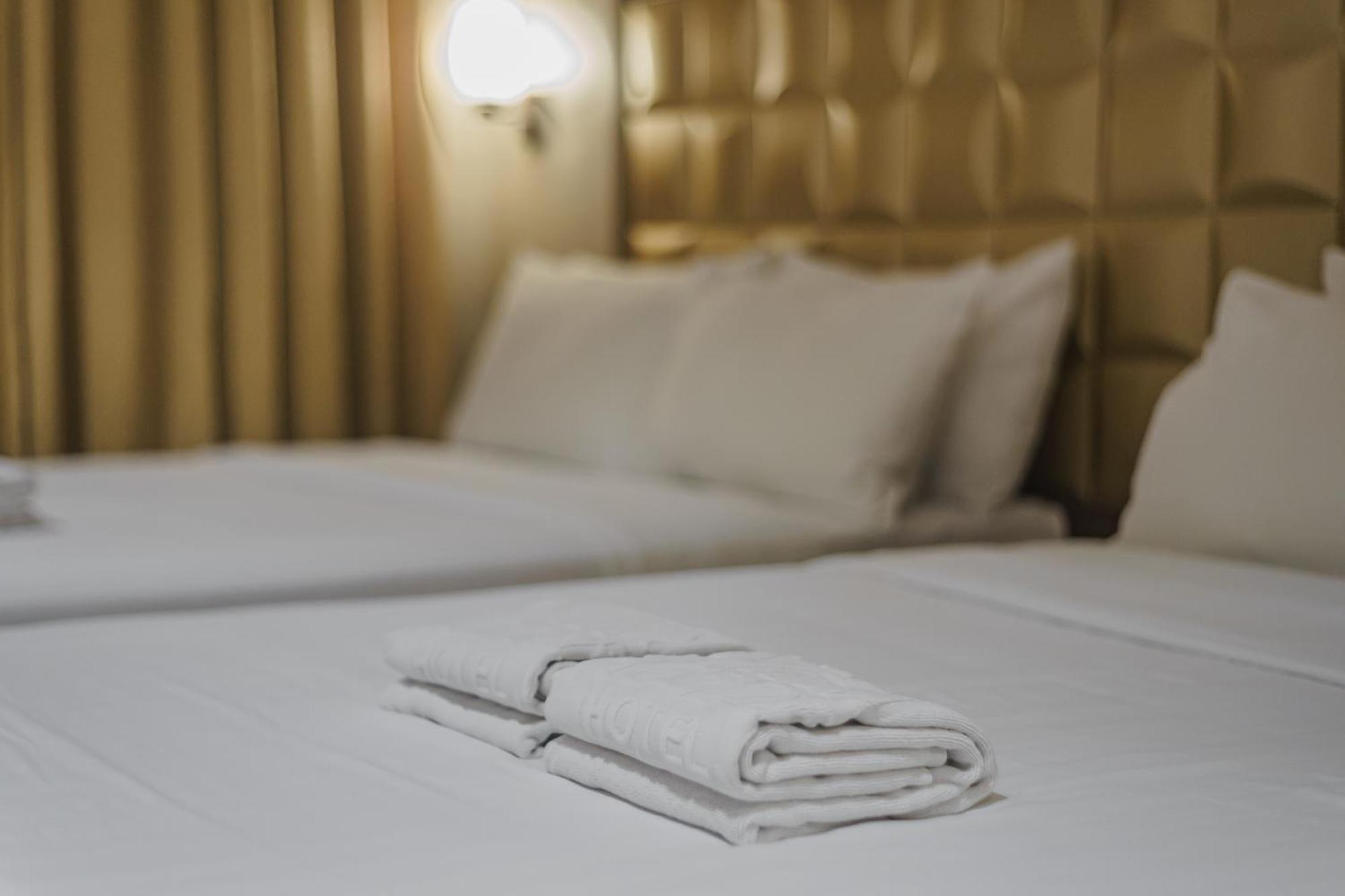 Robertson Hotel Нага Экстерьер фото