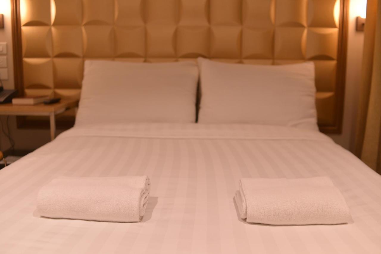 Robertson Hotel Нага Номер фото